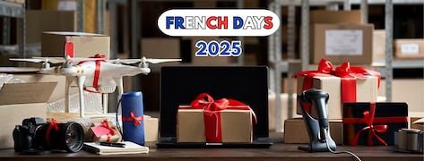 Produits tech posés dur une table avec écrit en fond French Days 2025