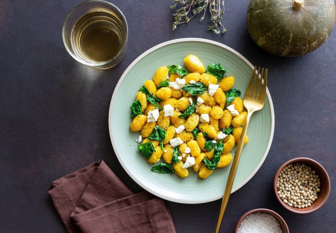 gnocchi de patate douce et épinards sautés