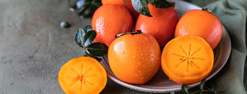 Kaki : comment le choisir, le manger et profiter pleinement de ce fruit d’hiver