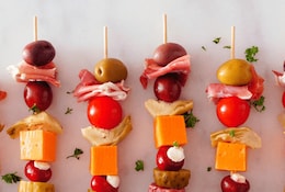 7 recettes de brochettes apéro froides