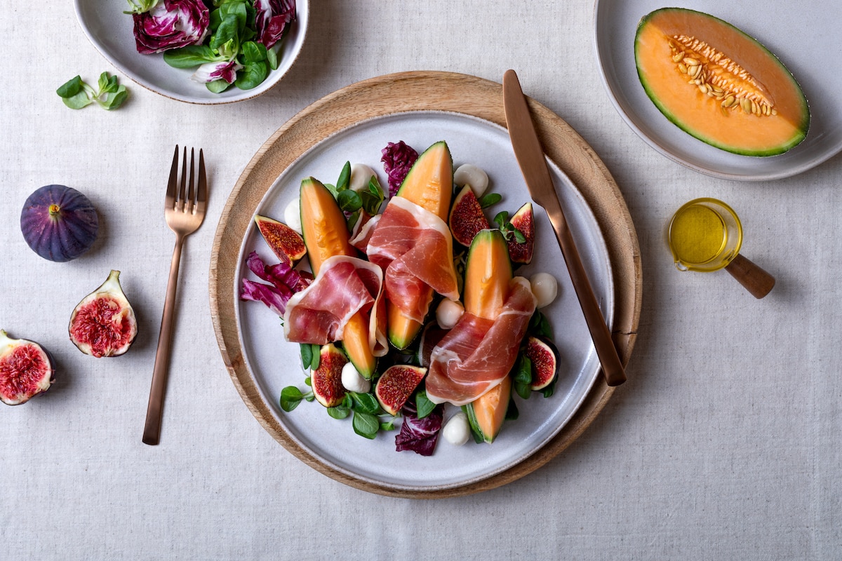 Salade de melon, figue et jambon.jpg