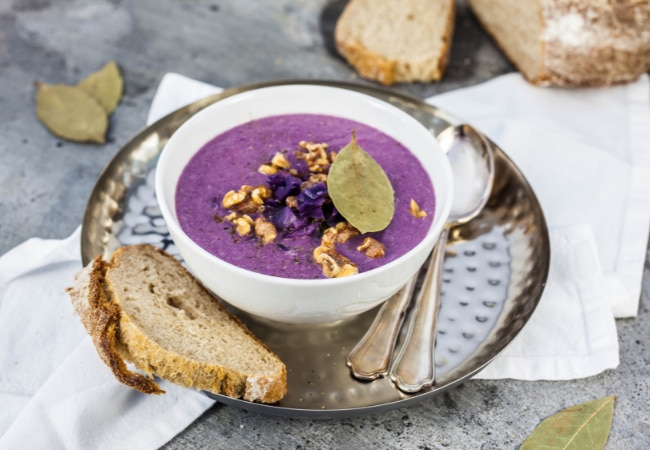 Soupe Chou rouge et creme fraîche.png