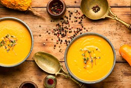 Soupe végétarienne à la citrouille d'automne