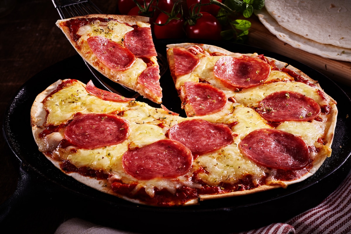 Tortilla sauce tomate, jambon, fromage