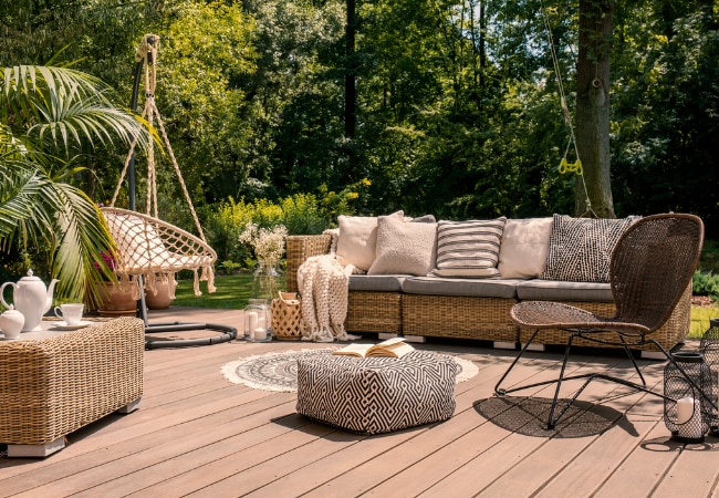 Aménager une terrasse chaleureuse et accueillante