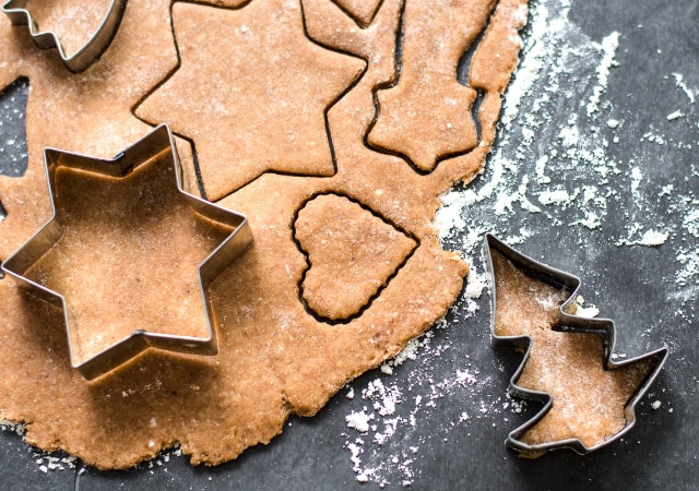 Faire des biscuits de Noël