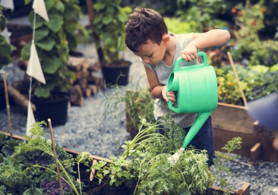 Activité jardinage pour enfant