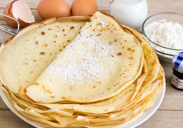 Recette de crêpe sucrée traditionnelle