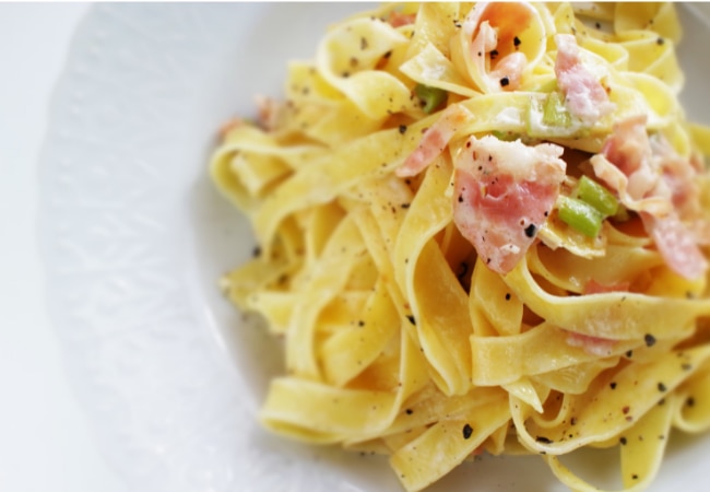 Recette familiale : pâtes carbonara aux poireaux