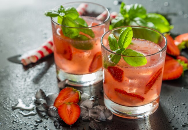 Strawberry Basil smash