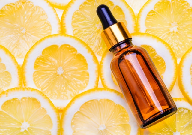 Vitamine C en sérum ou ampoule