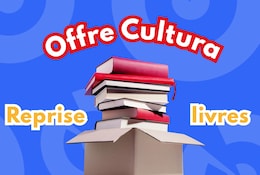 Pile de livres entassés dans un carton avec Offre Cultura : reprise livres écrit en fond