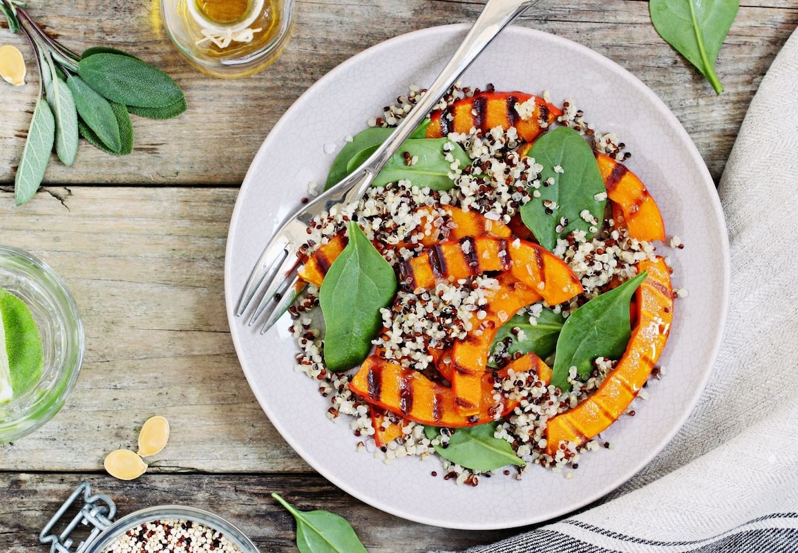 salade quinoa légumùe.jpg